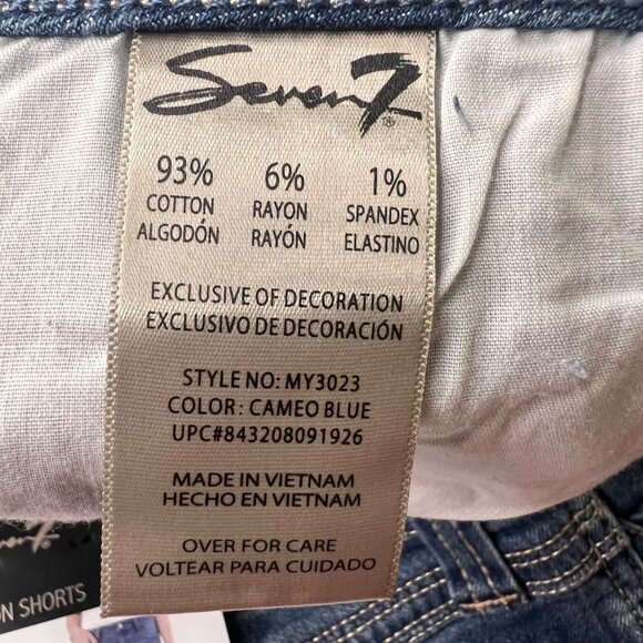 Seven7 Women's Denim Shorts Distressed Frayed Hem Size 12 Blue - Picture 5 of 10